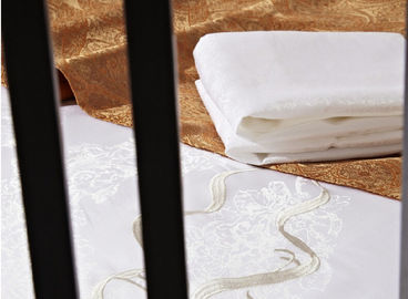 Tencel B Flag Luxury Hotel Bed Linen Elegant Untuk Hotel 4/5 Stars